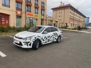 2018 Kia Rio IV, белый, 840000 рублей, вид 2