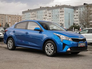 2020 Kia Rio IV Рестайлинг, синий, 1789000 рублей, вид 4