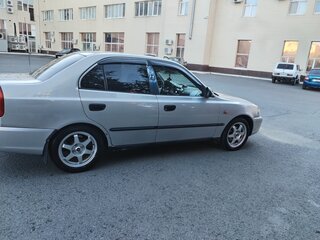 2009 Hyundai Accent III, серебристый, 369000 рублей, вид 3