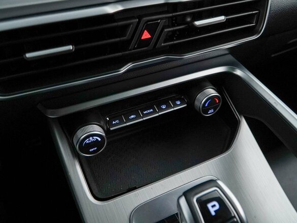 2022 Geely Coolray I, белый, 1827444 рублей - вид 16