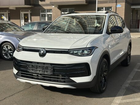 2025 Volkswagen Tharu XR 300 TSI, белый, 2280000 рублей, вид 3