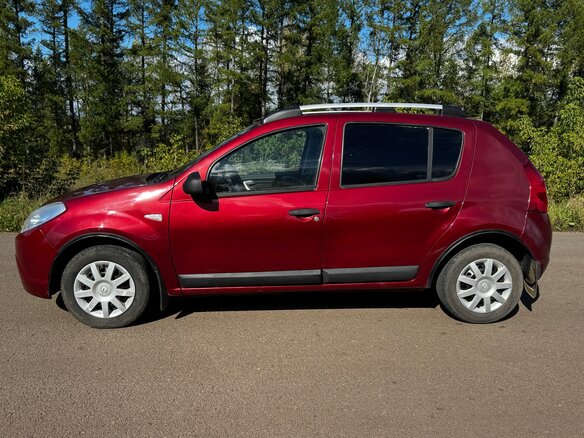 2012 Renault Sandero I, красный - вид 5