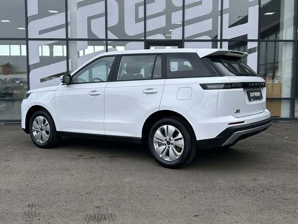 2026 Jaecoo J6, белый, 2129000 рублей - вид 2