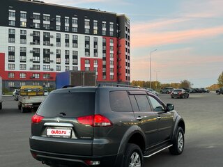 2013 Mitsubishi Pajero Sport II Рестайлинг, серый, 1650000 рублей, вид 4