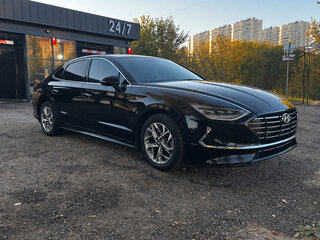 2020 Hyundai Sonata VIII (DN8), чёрный, 2420000 рублей, вид 2