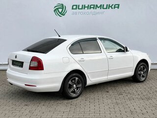 2012 Skoda Octavia II (A5) Рестайлинг, белый, 850000 рублей, вид 5