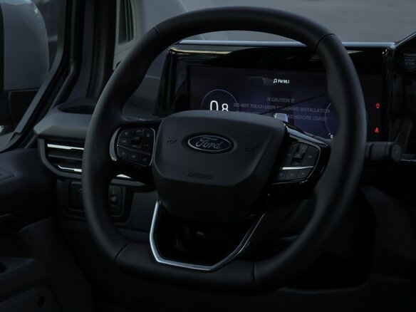 2026 Ford Tourneo Custom SWB II, серый, 9975000 рублей - вид 32