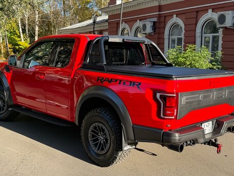 2019 Ford F-150 Raptor XIII Рестайлинг, красный, 7800000 рублей, вид 3