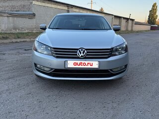 2015 Volkswagen Passat (North America and China) I, серый, 1230000 рублей, вид 2