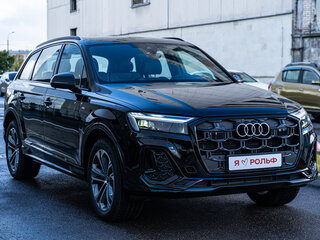 2026 Audi Q7 45 TFSI II (4M) Рестайлинг 2, чёрный, 11499000 рублей, вид 4