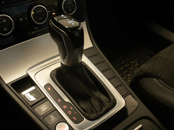 2012 Volkswagen Passat CC I Рестайлинг, чёрный, 1299000 рублей - вид 18