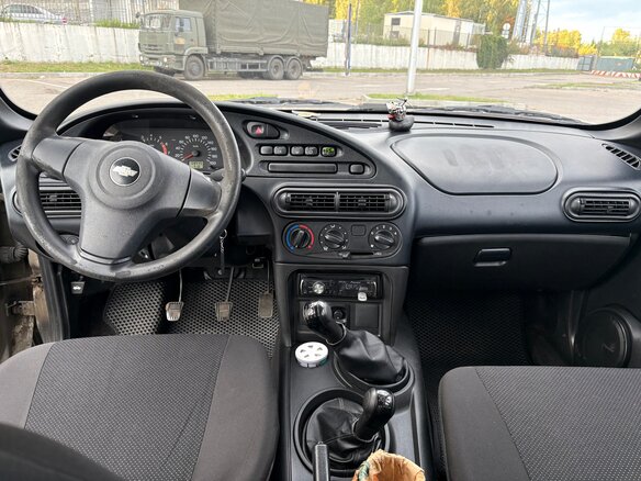 2011 Chevrolet Niva I Рестайлинг, серый, 450000 рублей - вид 5