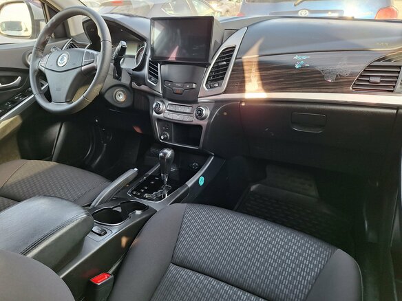 2014 SsangYong Actyon II Рестайлинг, серебристый - вид 9