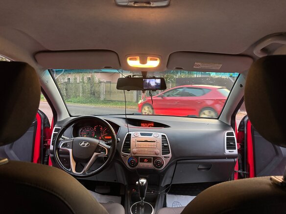 2009 Hyundai i20 I, красный - вид 10