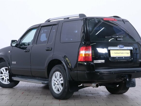 2008 Ford Explorer IV, чёрный - вид 3