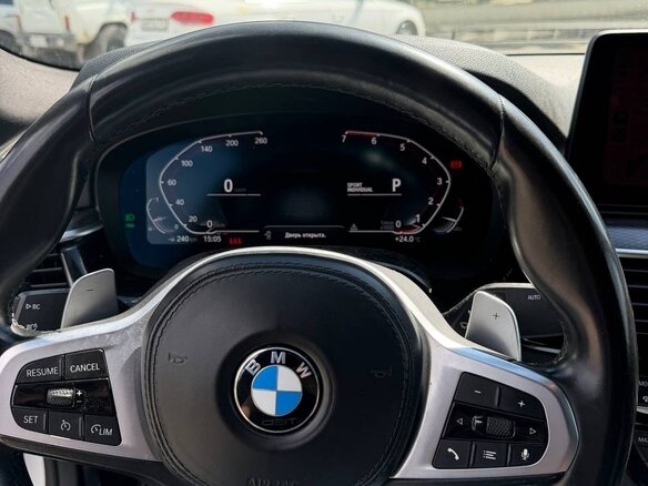 2020 BMW 5 серии 520i VII (G30/G31/G38), белый, 3800000 рублей - вид 9