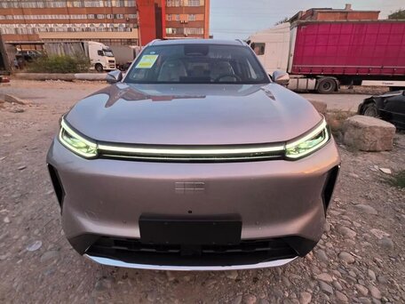 2026 Geely Galaxy M7, серый, 3500000 рублей, вид 2