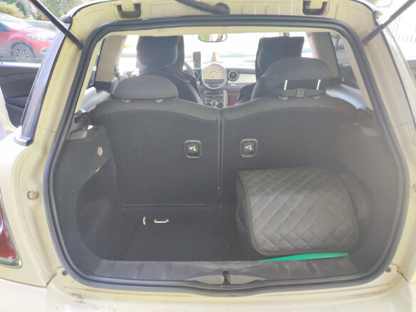 2012 Mini Hatch Cooper II (R56) Рестайлинг, белый, 1100000 рублей - вид 7