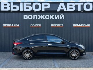2024 Solaris HS, чёрный, 1715000 рублей, вид 4
