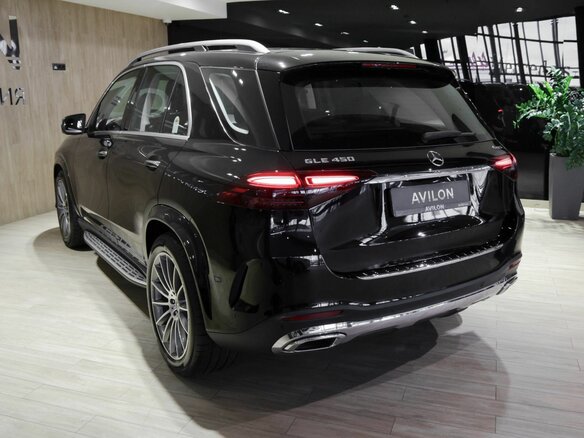 2025 Mercedes-Benz GLE 450 d II (V167) Рестайлинг, чёрный, 14300000 рублей - вид 4