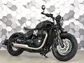 2024 Triumph Bonneville Bobber, чёрный, 1500000 рублей