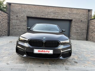 2019 BMW 5 серии 520d xDrive VII (G30/G31/G38), серый, 3500000 рублей, вид 2