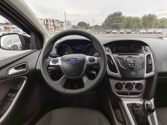 2014 Ford Focus III, чёрный, 980000 рублей - вид 13