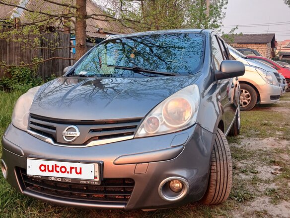 2013 Nissan Note I Рестайлинг, серый, 600000 рублей