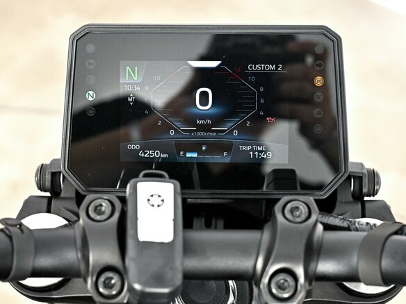 2024 Yamaha MT-09 (FZ-09), синий, 1249000 рублей - вид 8