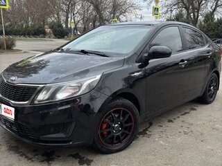 2011 Kia Rio III, чёрный, 650000 рублей, вид 2