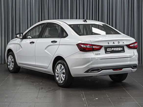 2024 Lada (ВАЗ) Vesta I Рестайлинг (NG), белый - вид 1