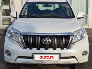 2014 Toyota Land Cruiser Prado 150 Series Рестайлинг 1, белый, 2650000 рублей, вид 2