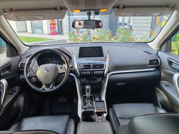 2018 Mitsubishi Eclipse Cross I, красный, 1900000 рублей - вид 12