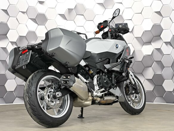 2022 BMW F 900 XR, белый, 1149000 рублей - вид 6