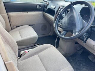 2000 Mitsubishi Dingo I, белый, 145000 рублей, вид 2