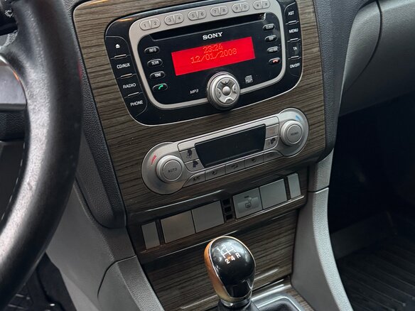 2008 Ford Focus II Рестайлинг, серый - вид 24