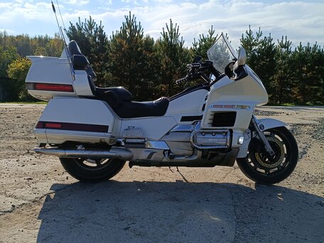 1999 Honda GL 1500 Gold Wing, белый, 550000 рублей, вид 3