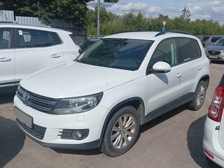 2015 Volkswagen Tiguan I Рестайлинг, белый, 624000 рублей, вид 1