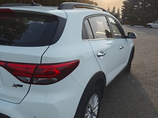 2019 Kia Rio X-Line IV, белый, 1590000 рублей, вид 4