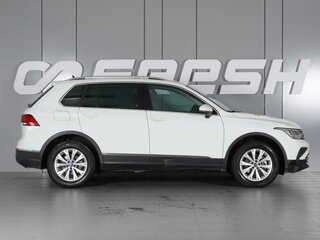 2021 Volkswagen Tiguan II Рестайлинг, белый, 2469000 рублей, вид 5