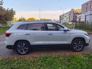 2023 Jetta VS7 I Рестайлинг 1, белый, 2400000 рублей, вид 4