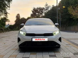 2022 Kia K3 II Рестайлинг, белый, 1810000 рублей, вид 2