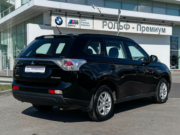 2013 Mitsubishi Outlander III, чёрный - вид 4