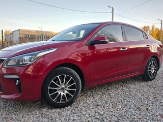 2017 Kia Rio IV, красный, 1200000 рублей, вид 1