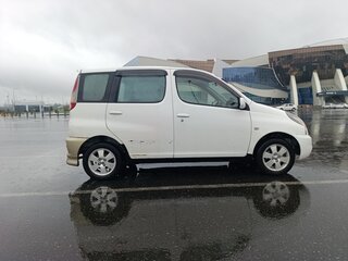 1999 Toyota FunCargo, белый, 348000 рублей, вид 4