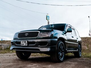 2000 Toyota Land Cruiser 100 Series, зелёный, 1800000 рублей, вид 1