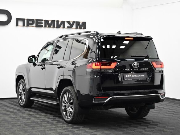2023 Toyota Land Cruiser 300 Series, чёрный, 9900000 рублей - вид 5