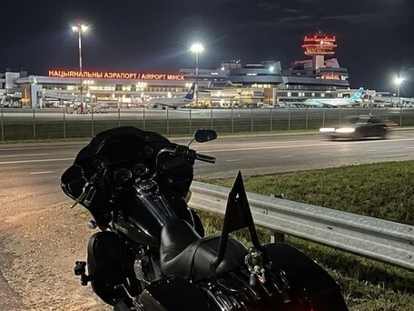 2023 Harley-Davidson Road Glide, чёрный, 1850000 рублей, вид 1