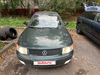 1998 Volkswagen Passat B5, зелёный, 390000 рублей, вид 3