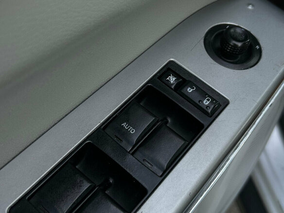 2006 Jeep Compass I, серебристый, 595000 рублей - вид 22